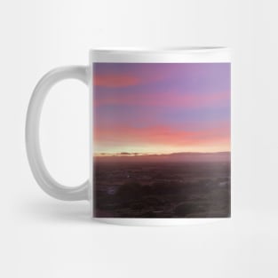 A pink sunset Mug